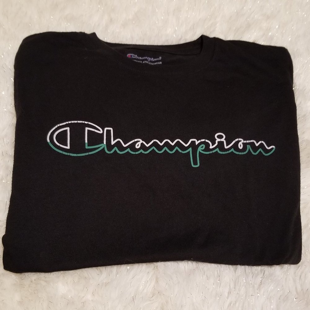 Champion women's shirt short sleeve Sz Lg